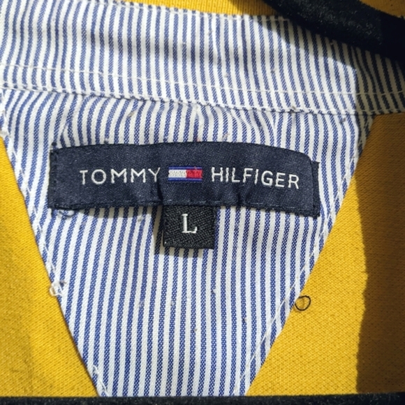 Tommy Hilfiger yellow/gold polo shirt. Contrasting collar pattern. Men's large. - Picture 2 of 9